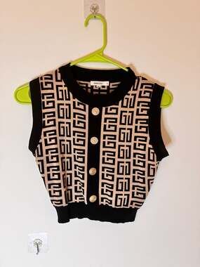 Immodel Geometric Knit Vest Size L Black Beige Button Front